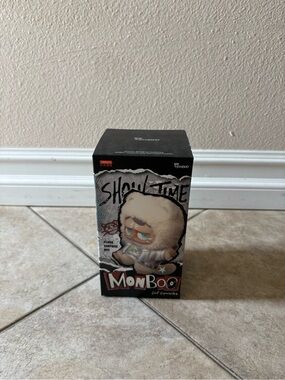 Monboo Cat Superstar series plush surprise box.